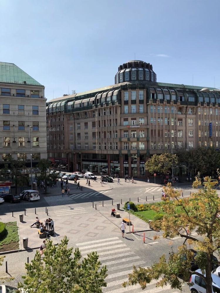 Apartments 39 Wenceslas Square Prague Exterior photo