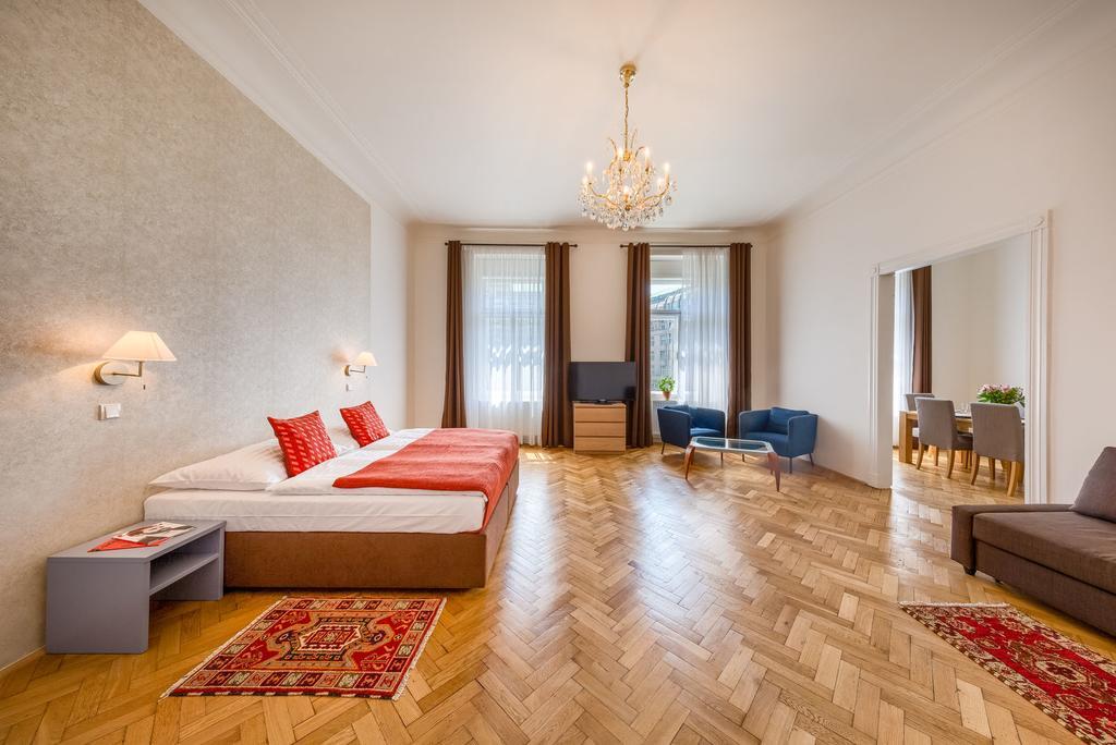 Apartments 39 Wenceslas Square Prague Exterior photo